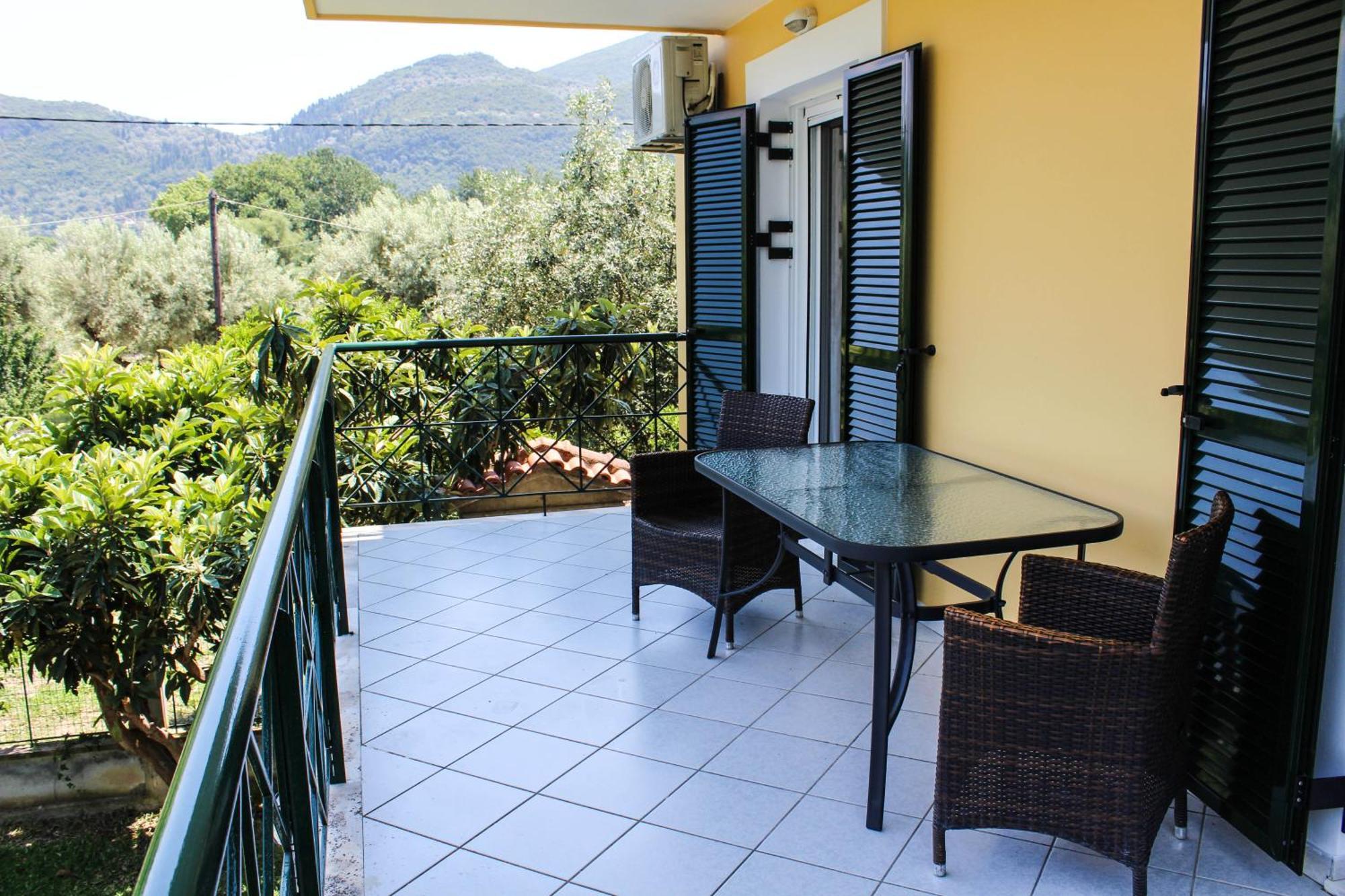 Xristina Studios Vasiliki  Luaran gambar