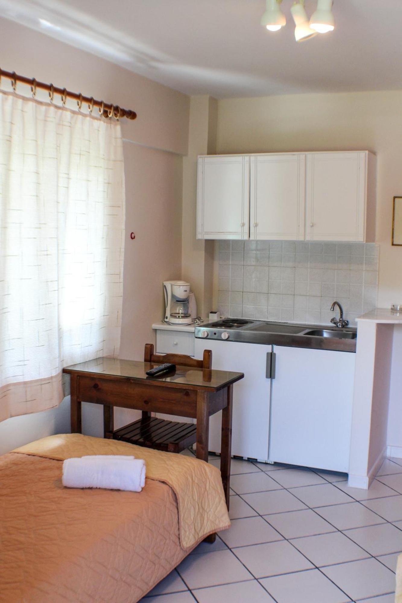 Xristina Studios Vasiliki  Luaran gambar