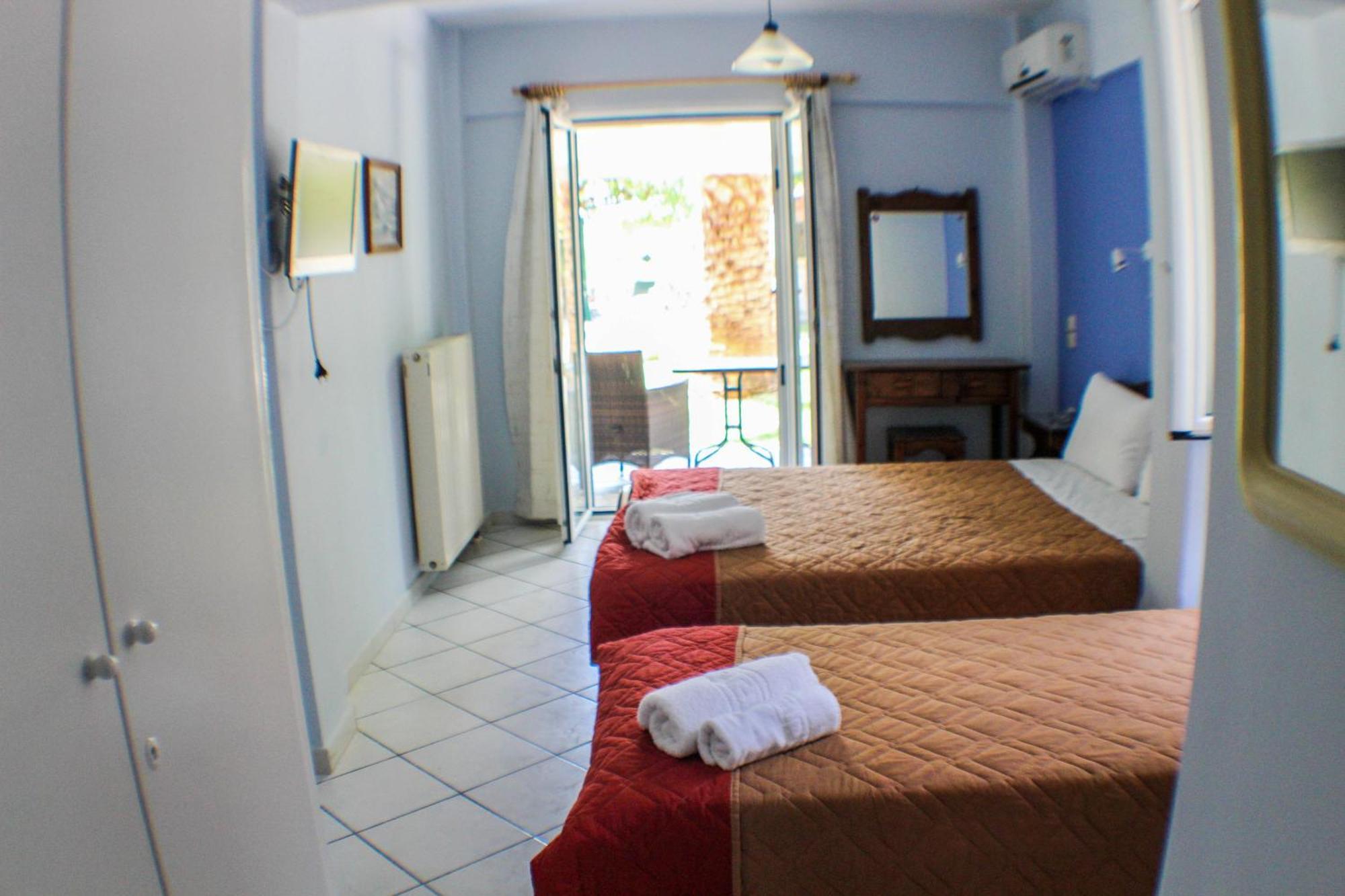 Xristina Studios Vasiliki  Luaran gambar