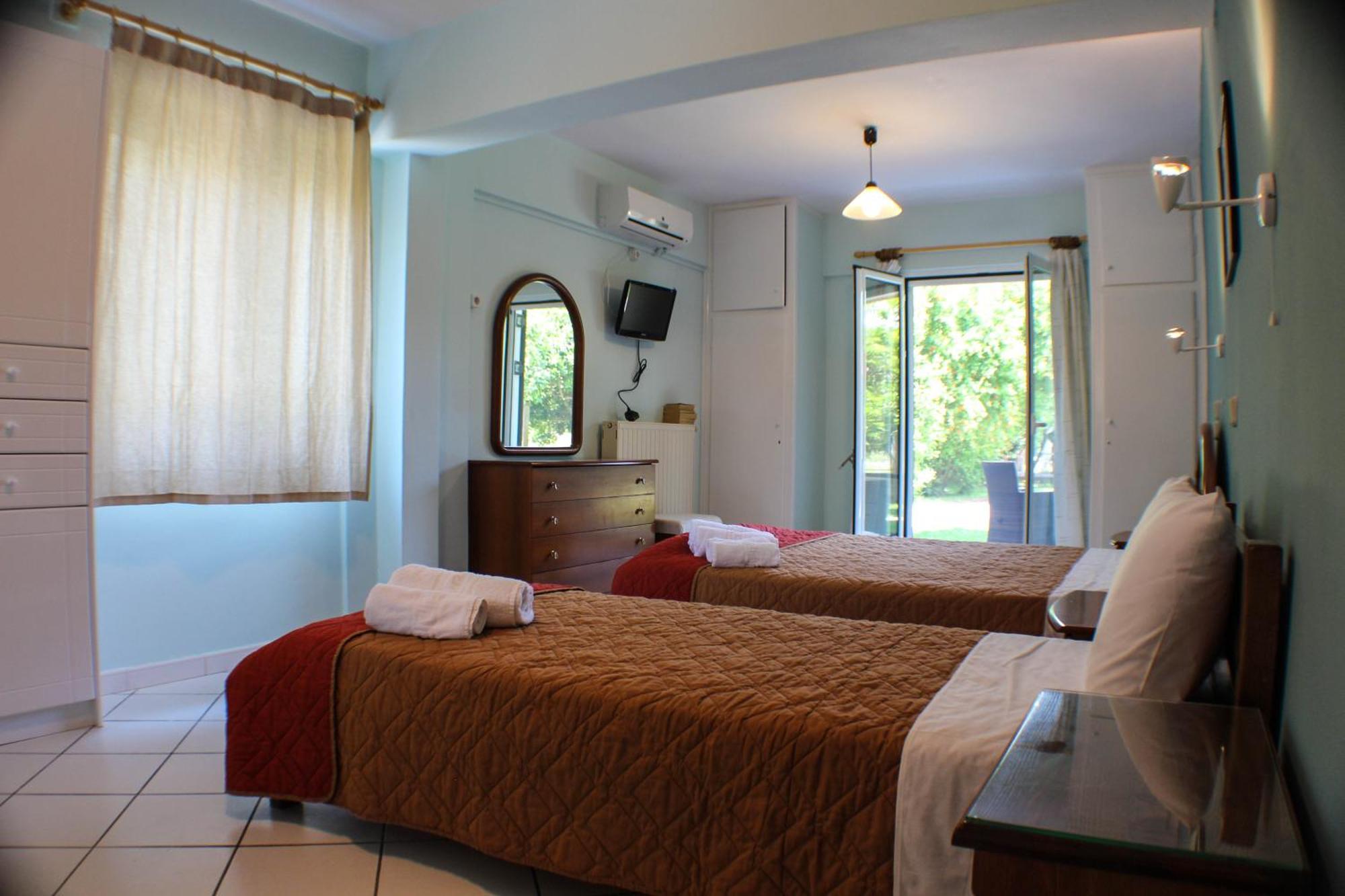 Xristina Studios Vasiliki  Luaran gambar