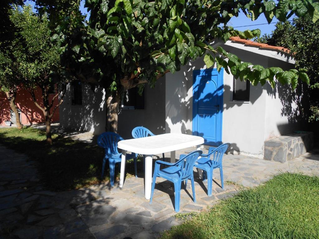 Xristina Studios Vasiliki  Luaran gambar